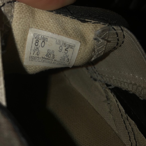 Vans - Picture 7 of 7